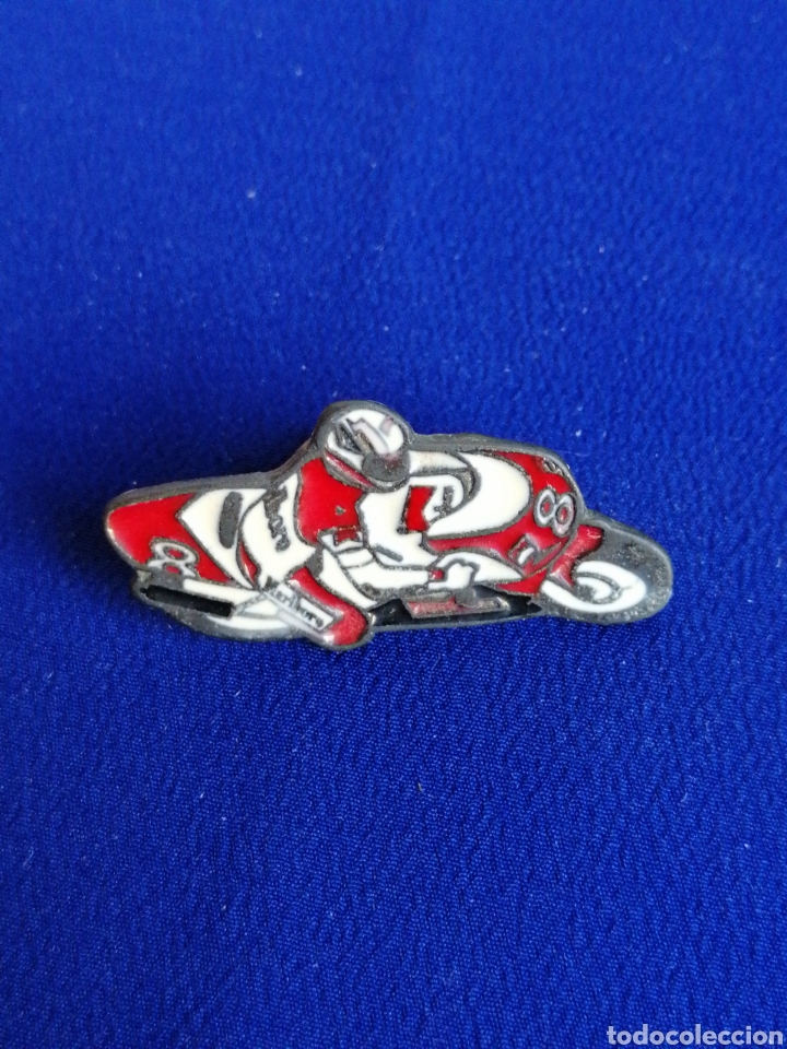 Pins de colecci&oacute;n: PIN CREVILLE MOTO