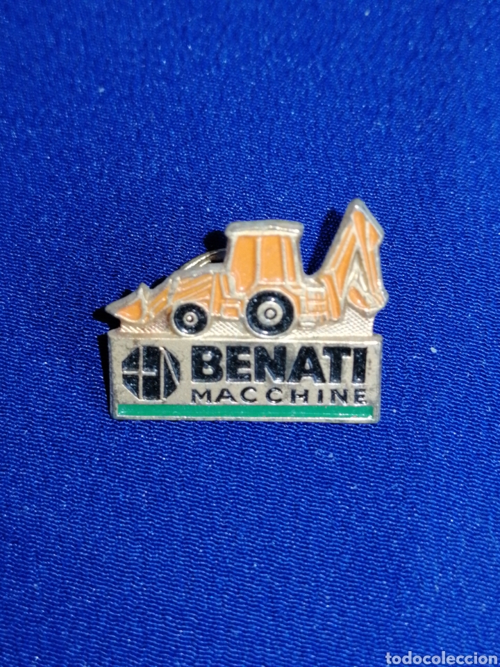 Sammlung von Pins: PIN ESCAVADORA BEMATI