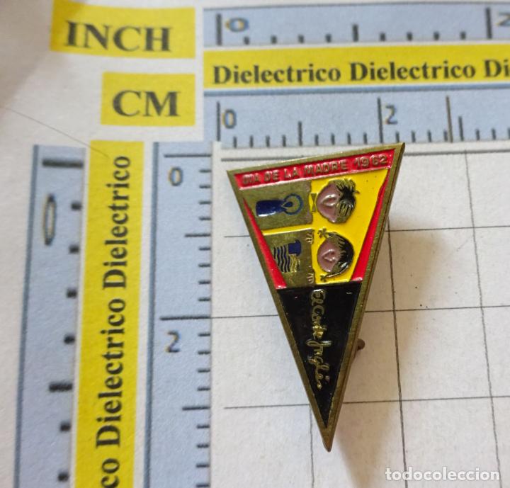 Pins de cole&ccedil;&atilde;o: INSIGNIA BROCHE. DIA DE LA MADRE 1962 EL CORTE INGLES.