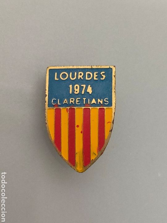 Pins de colecci&oacute;n: ANTIGUO PIN IMPERDIBLE CLARETIANS 1974