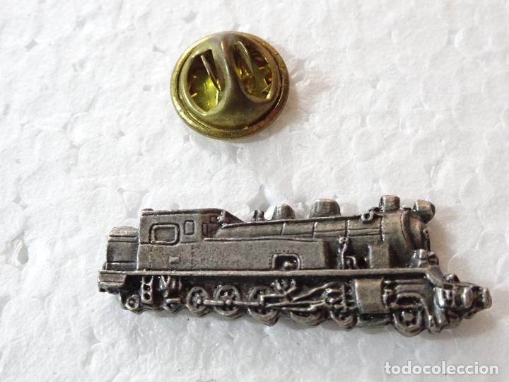 Collection pins: PIN DE TRENES FERROCARRILES. ESPA&Ntilde;A. ANTIGUA LOCOMOTORA. TROFEU ATENAS