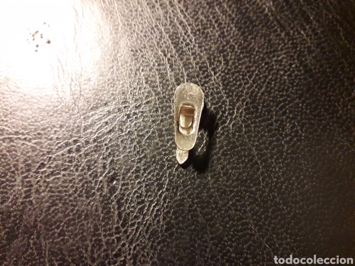 Pins de colecci&oacute;n: PIN DE SOLAPA, LLAVE. PEDIDO M&Iacute;NIMO 3 &euro; - Foto 2