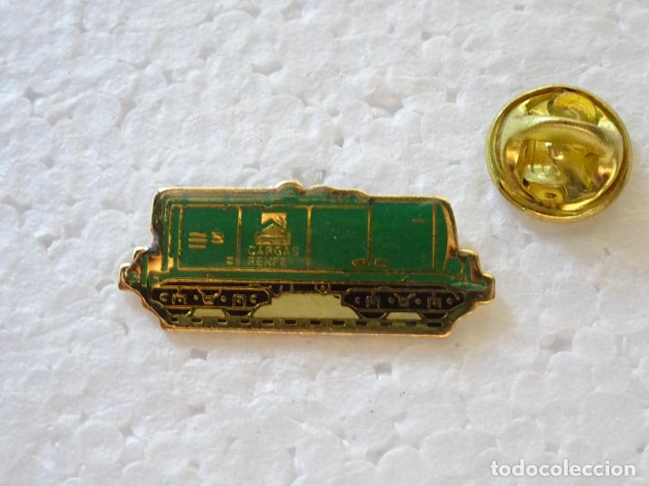 Pin's de collection: PIN DE TRENES FERROCARRILES. ESPA&Ntilde;A. CARGAS RENFE VAG&Oacute;N