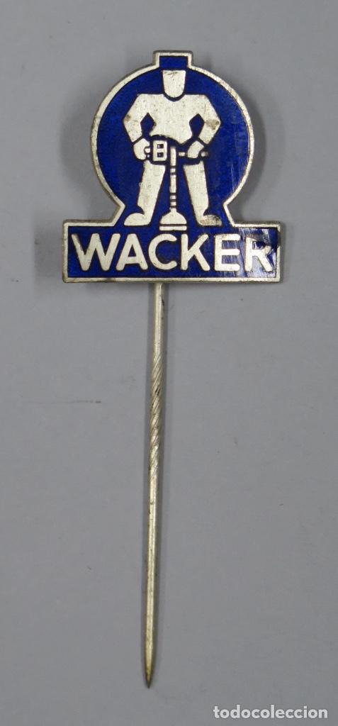 Pins de colecci&oacute;n: ALFILER. WACKER - Foto 1