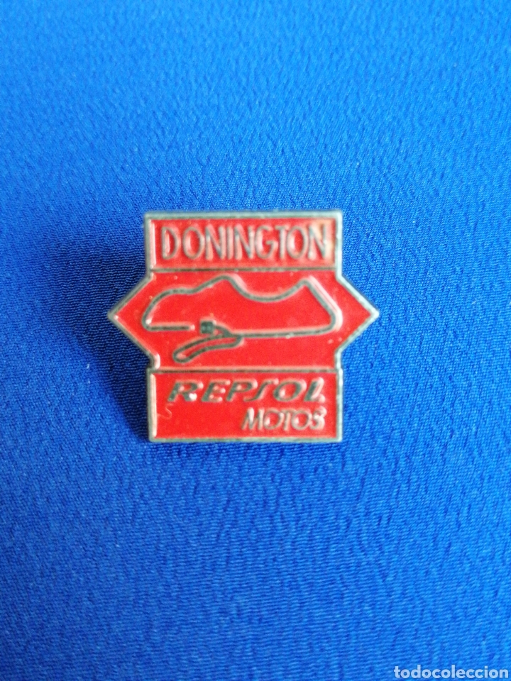 Sammlung von Pins: REPSOL MOTOS DONINGTON PIN