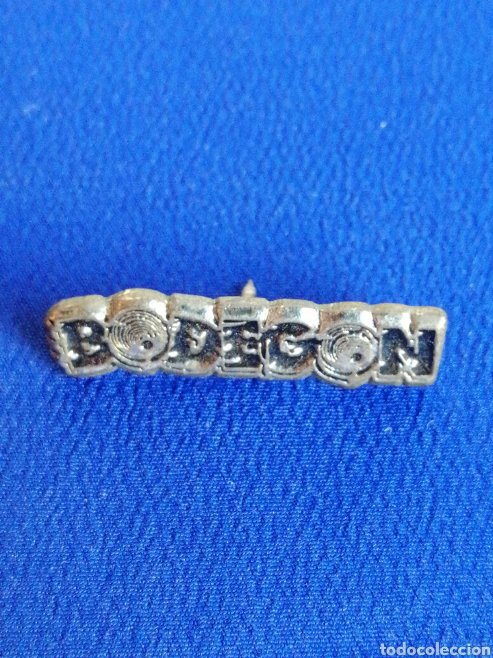 Pins de colecci&oacute;n: DISCOTECA BODEG&Oacute;N (UTIEL) VALENCIA PIN