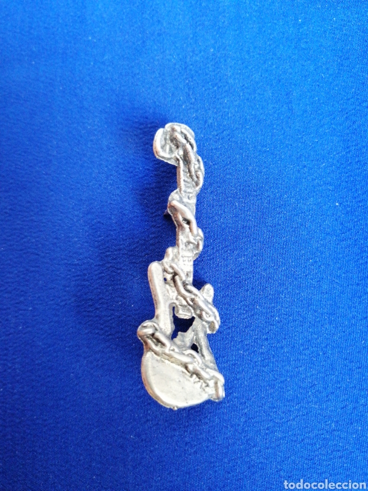 Pins de colecci&oacute;n: GUITARRA HEAVY PIN - Foto 1