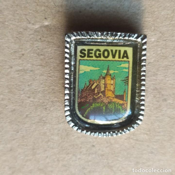 Pins de colecci&oacute;n: ## Pins Segovia ##
