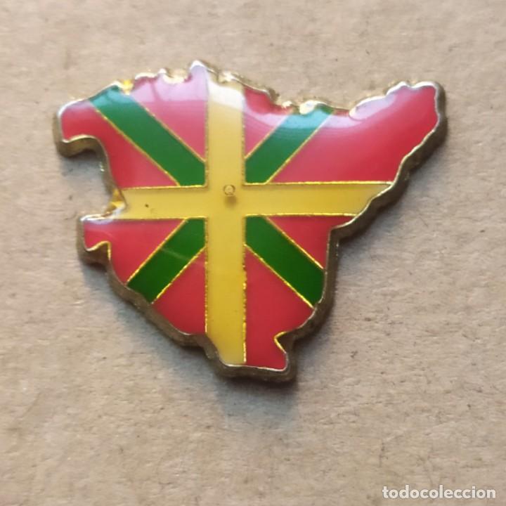 Pins de colecci&oacute;n: ## Pins Mapa con bandera - Pais vasco ##