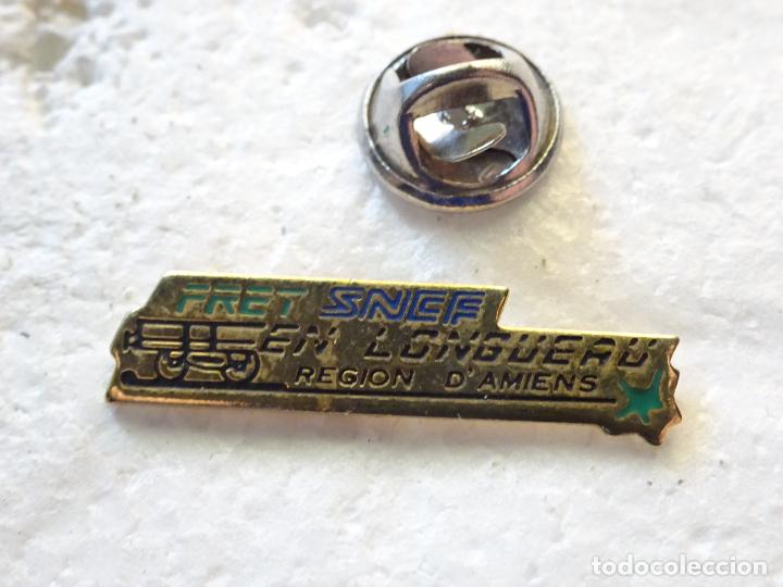 Collection pins: PIN DE TRENES FERROCARRILES. FRANCIA. SNCF. LONGUEAU REGION D'AMIENS