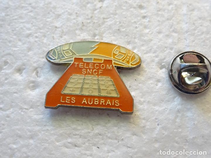 Pins de colecci&oacute;n: PIN DE TRENES FERROCARRILES. FRANCIA. SNCF. TELEFONO TELECOM LES AUBRAIS