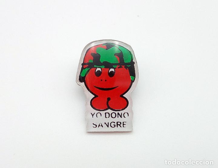 Pins de colecci&oacute;n: Pin Yo Dono Sangre - Foto 1