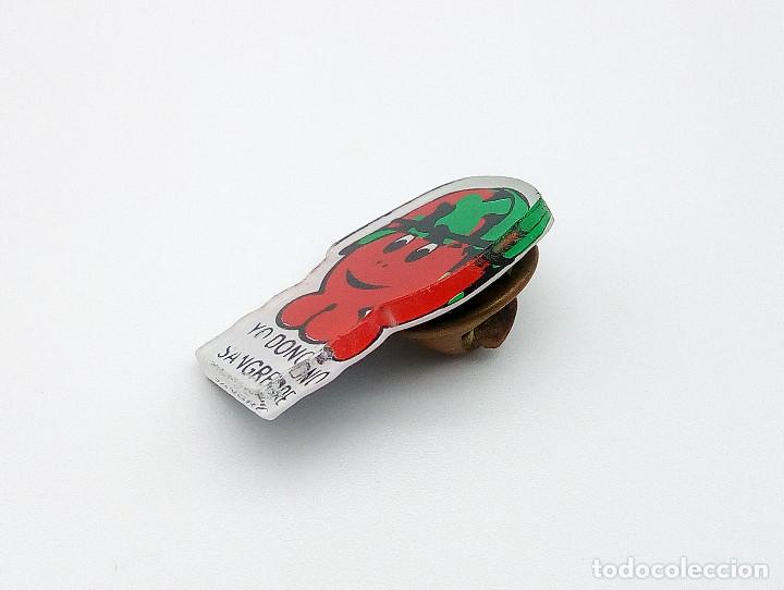 Pins de colecci&oacute;n: Pin Yo Dono Sangre - Foto 3