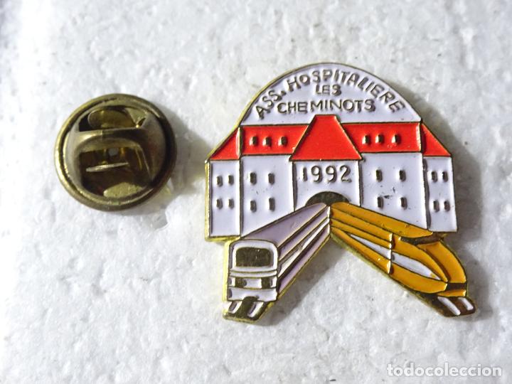 Pins de colecci&oacute;n: PIN DE TRENES FERROCARRILES. FRANCIA. 1992 CHEMINOTS ASS HOSPITALIERE