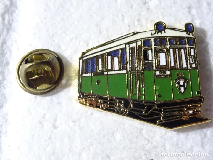 Pins e Spille di collezione: PIN DE TRENES FERROCARRILES. FRANCIA. ANTIGUO TRANV&Iacute;A