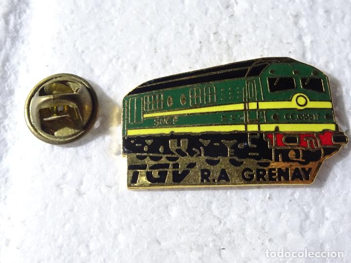 Collection pins: PIN DE TRENES FERROCARRILES. FRANCIA. TGV R.A. GRENAY