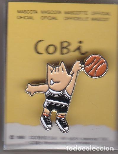 Pins de colecci&oacute;n: BALONCESTO - PIN DE COBI DE LAS OLIMPIADAS DE BARCELONA 92 EN SU ESTUCHE ORIGINAL (NUEVO)