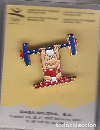 Pins de colecci&oacute;n: HALTEROFILIA - PIN DE COBI DE LAS OLIMPIADAS DE BARCELONA 92 EN SU ESTUCHE ORIGINAL (NUEVO)