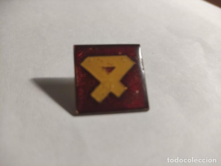 Pins de colecci&oacute;n: Pin lazo amarillo, Catalunya