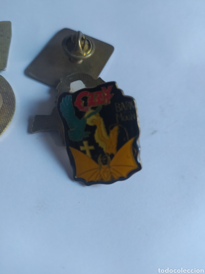 Pins de colecci&oacute;n: Pins grupos Heavy - Foto 7
