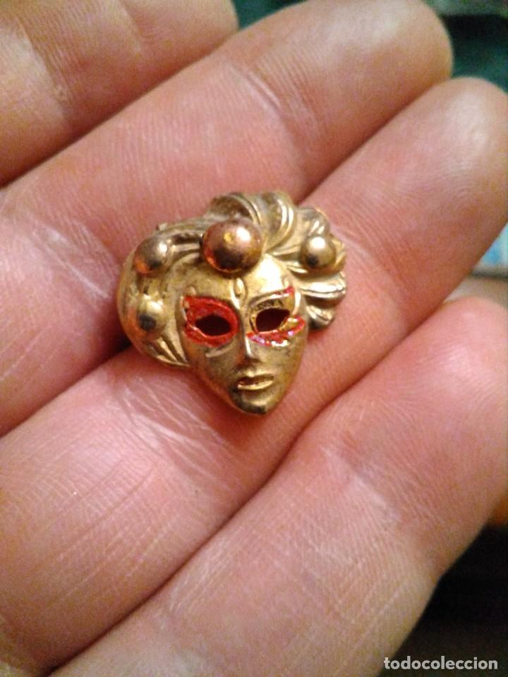 Pins de colecci&oacute;n: Pins tipo broche MASCARA FANTAS&Iacute;A