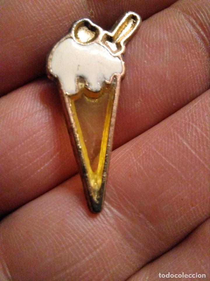Pins de colecci&oacute;n: Pins tipo broche CUCURUCHO HELADO