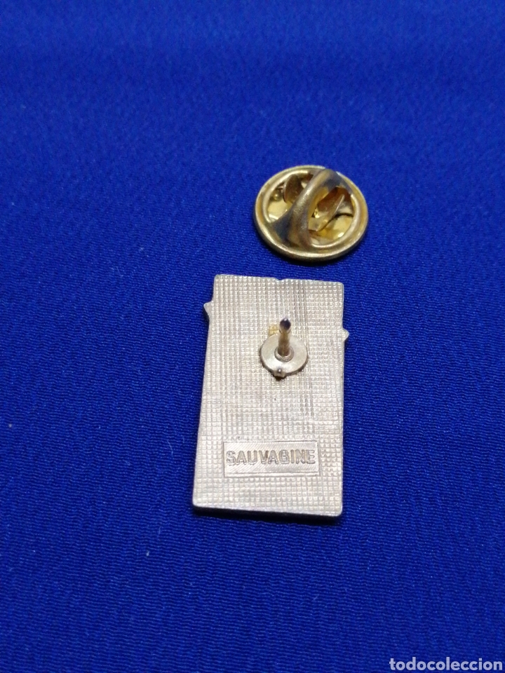 Pins de colecci&oacute;n: LINDT CRESTA CHOCOLATES PIN - Foto 2