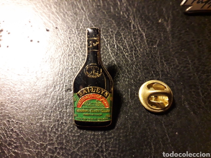 Pins de colecci&oacute;n: PIN BAILEYS PEDIDO M&Iacute;NIMO 3 &euro; - Foto 1