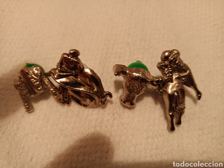 Pins de colecci&oacute;n: Lote de 4 pins de toros - Foto 1