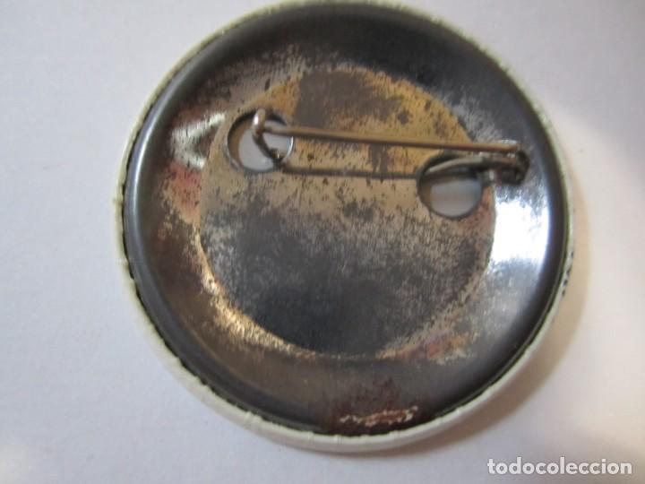 Pins de colecci&oacute;n: pin chapa usera 92 barcelona - Foto 2