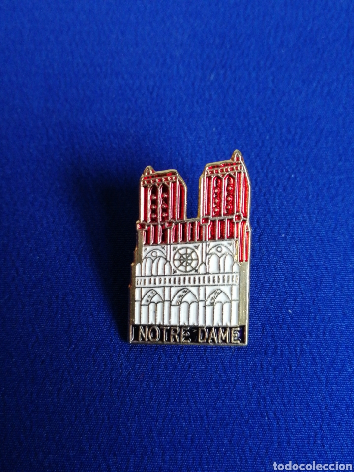 Collection pins: NOTRE DAME PIN