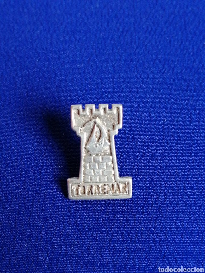 Pins de colecci&oacute;n: TORREMAR PIN PLATEADO - Foto 1
