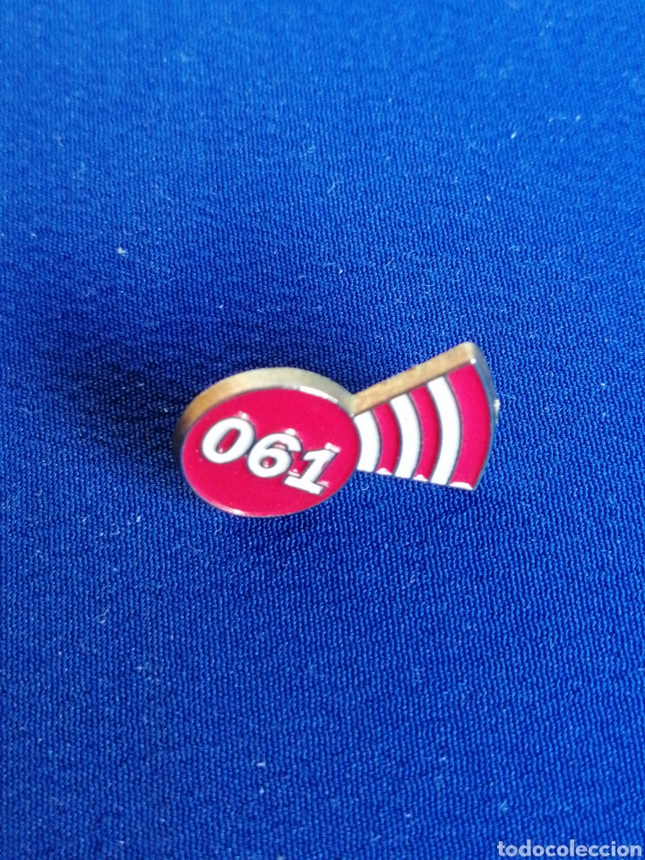 Collection pins: O61 EMERGENCIA PIN