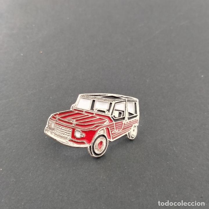 Pins de colecci&oacute;n: pin citro&euml;n mehari