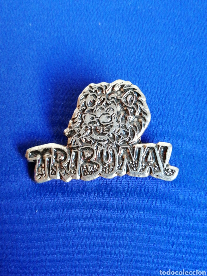 Pin's de collection: DISCO-PUB TRIBUNAL RUTA DEL BACALAO VALENCIA DIFICIL DE CONSEGUIR PIN DE ALFILER