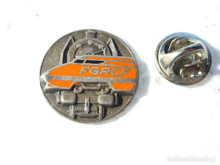 Pins de cole&ccedil;&atilde;o: PIN DE TRENES FERROCARRILES. FRANCIA. TREN LOCOMOTORA FGR CF