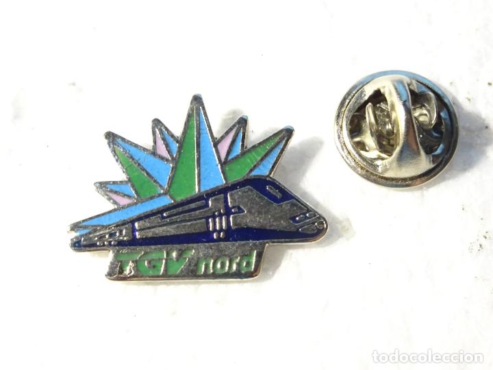 Pins e Spille di collezione: PIN DE TRENES FERROCARRILES. FRANCIA TGV NORD