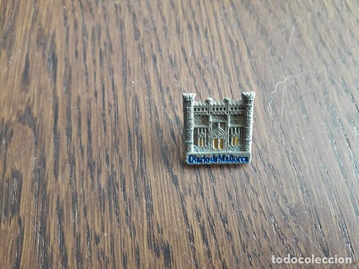 Pins e Spille di collezione: pin de diario de Mallorca.