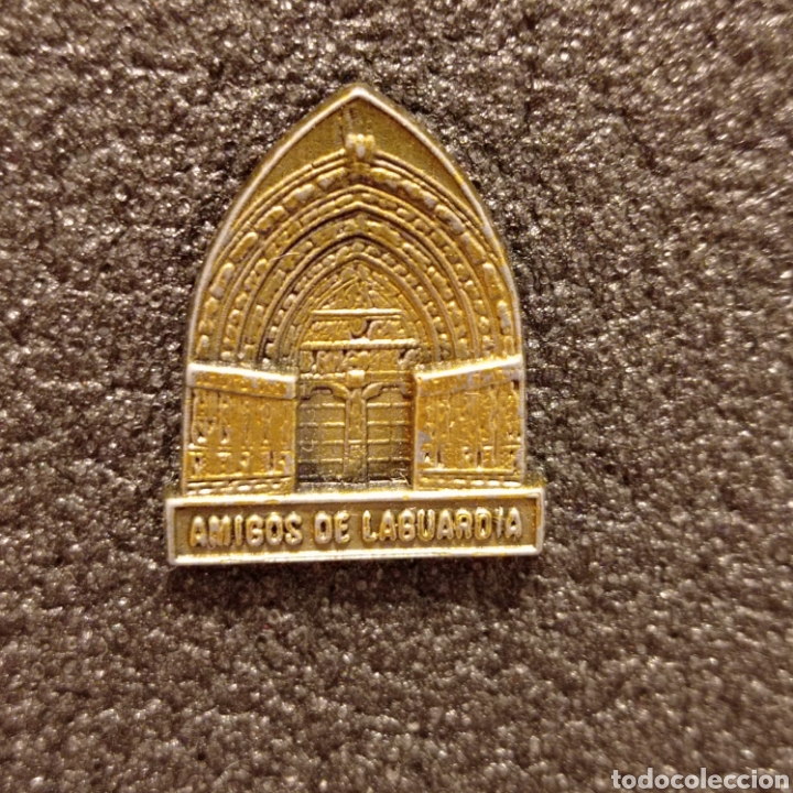 Sammlung von Pins: Pin 334 AMIGOS DE LAGUARDIA - ALAVA