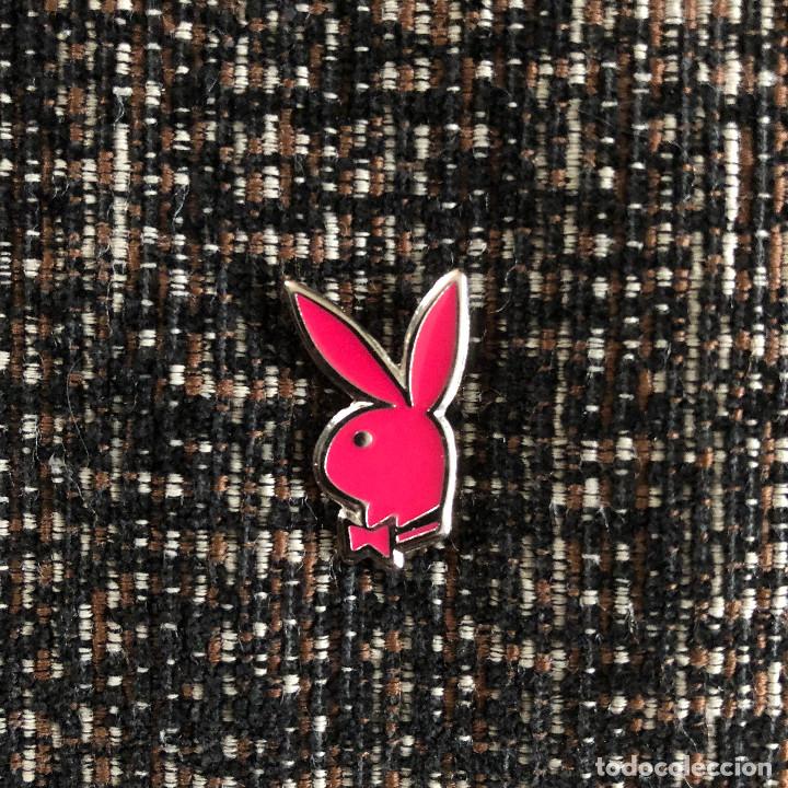 Pins de colecci&oacute;n: PIN MET&Aacute;LICO ESMALTADO CONEJO PLAYBOY MEDIDA 2.5 CENT&Iacute;METROS DE ALTURA, COLOR ROSA