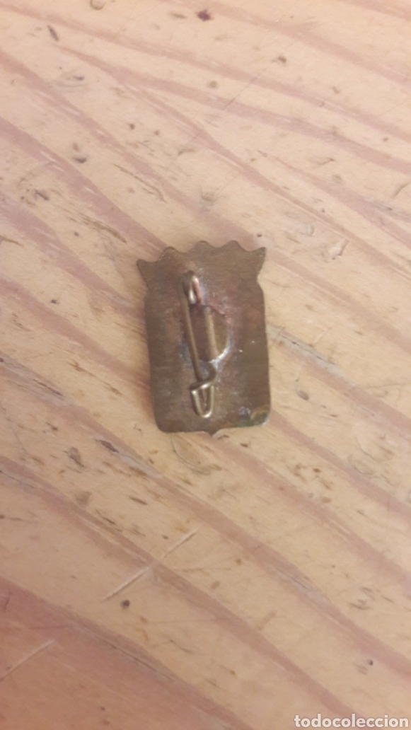 Pins de colecci&oacute;n: Antiguo pin de Manresa - Foto 2