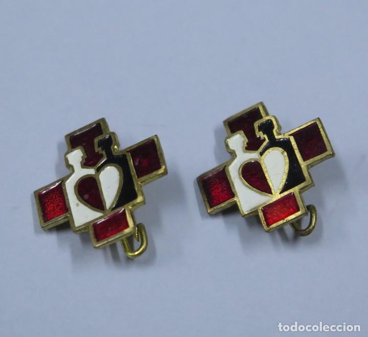 Pin's de collection: 2 PIN SANITARIOS