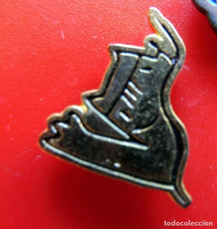 Sammlung von Pins: PINS - PIN -