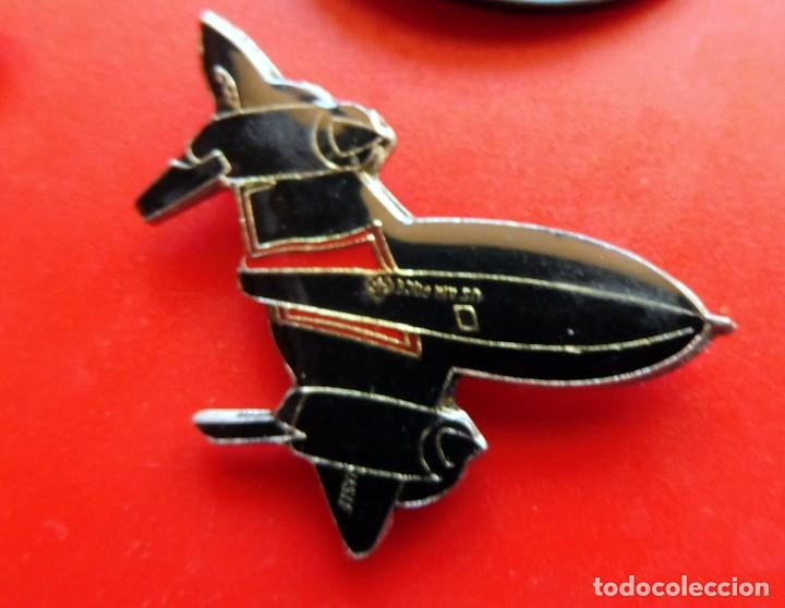 Sammlung von Pins: PINS - PIN -