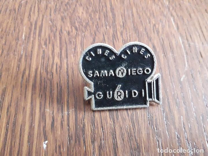 Pins de colecci&oacute;n: pin de cines Guridi, Samaniego. &Aacute;lava.