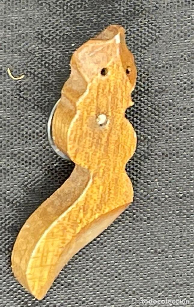 Pins de colecci&oacute;n: PIN ARDILLA DE MADERA - Foto 1