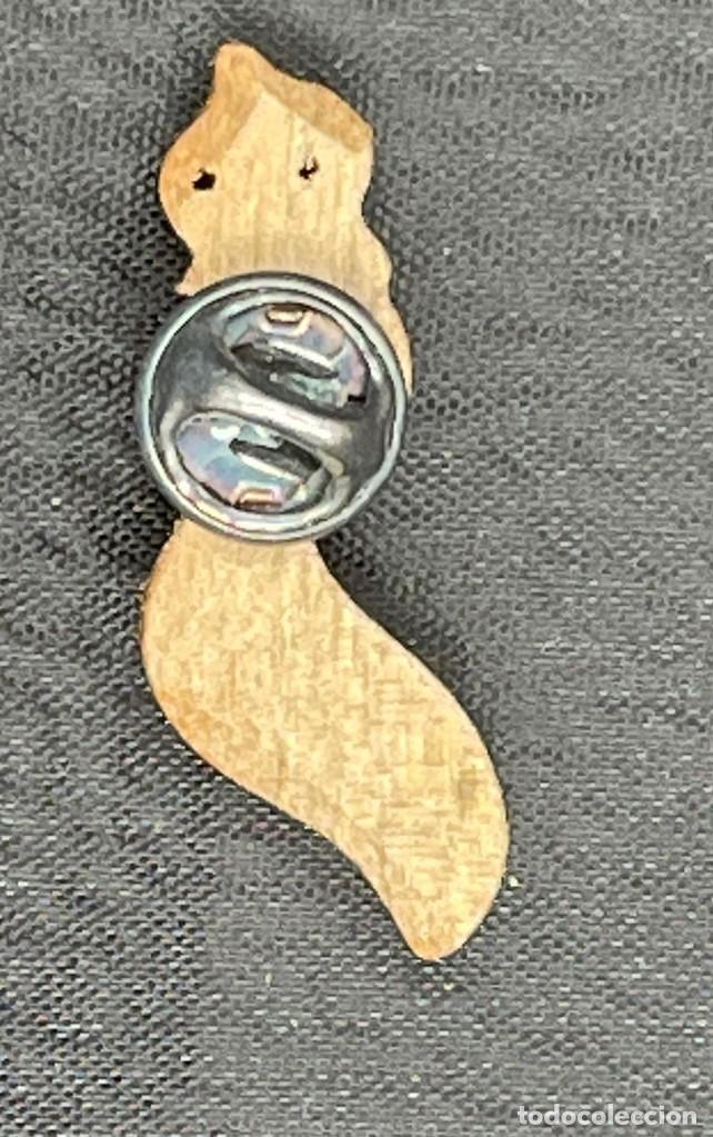 Pins de colecci&oacute;n: PIN ARDILLA DE MADERA - Foto 2