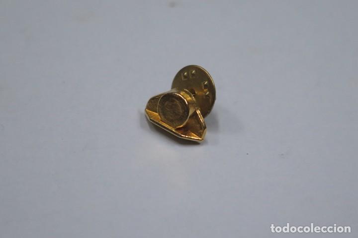 Pins de colecci&oacute;n: PIN. TRICORNIO - Foto 2