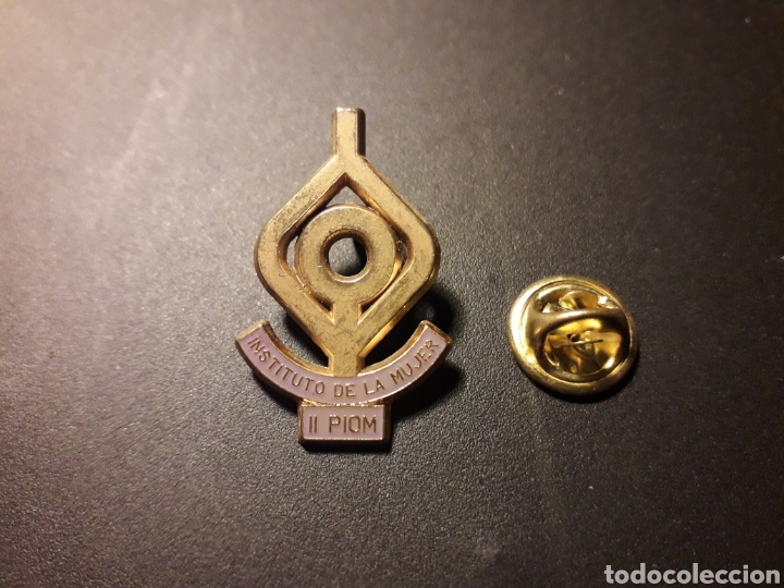 Pins de colecci&oacute;n: PIN INSTITUTO DE LA MUJER, II PIOM PEDIDO M&Iacute;NIMO 3&euro; - Foto 1