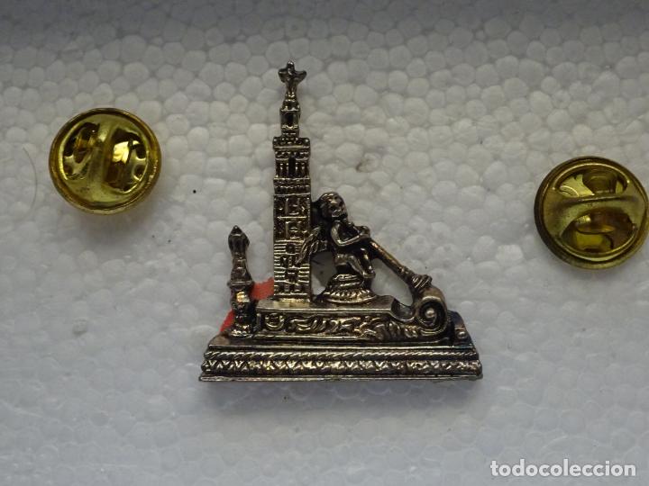 Pins e Spille di collezione: PIN DOBLE. LLAMADOR TRONO DE SEMANA SANTA HERMANDADES SEVILLA PASO NAZARENO LAS SIETE PALABRAS